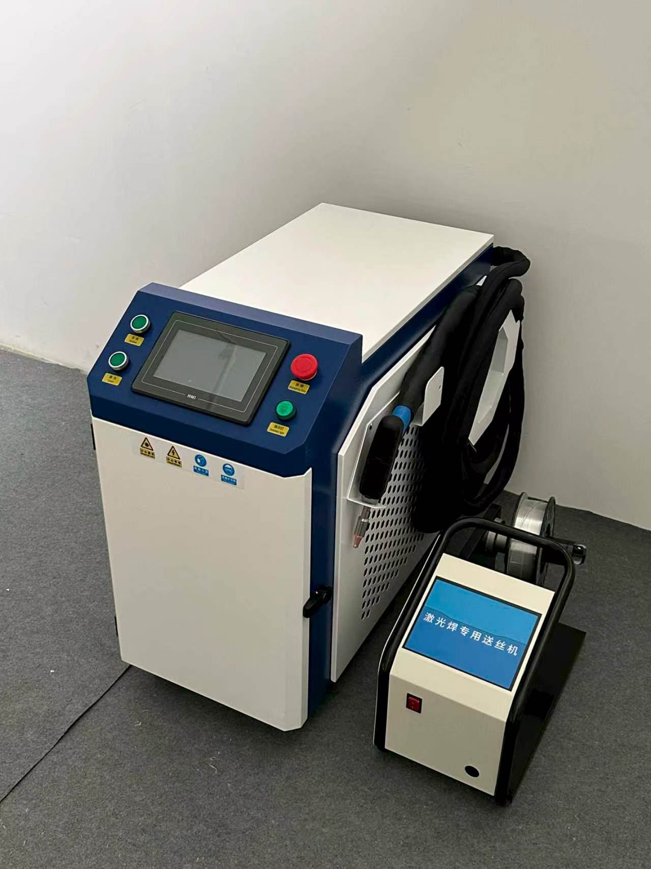 New Type Waater Cooled Handhel - Handheld Laser Welding Machine review and price